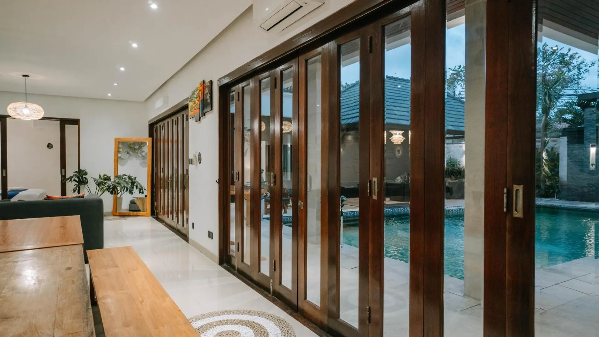 The Golden Serendipity Villa Seminyak
