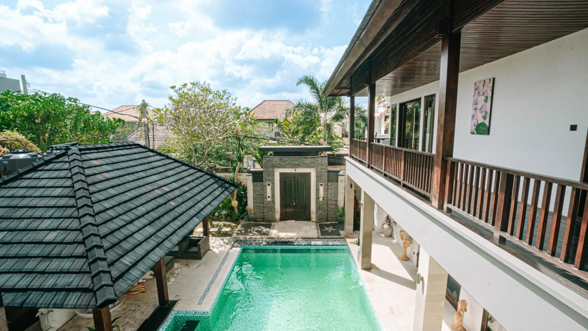 The Golden Serendipity Villa Seminyak location