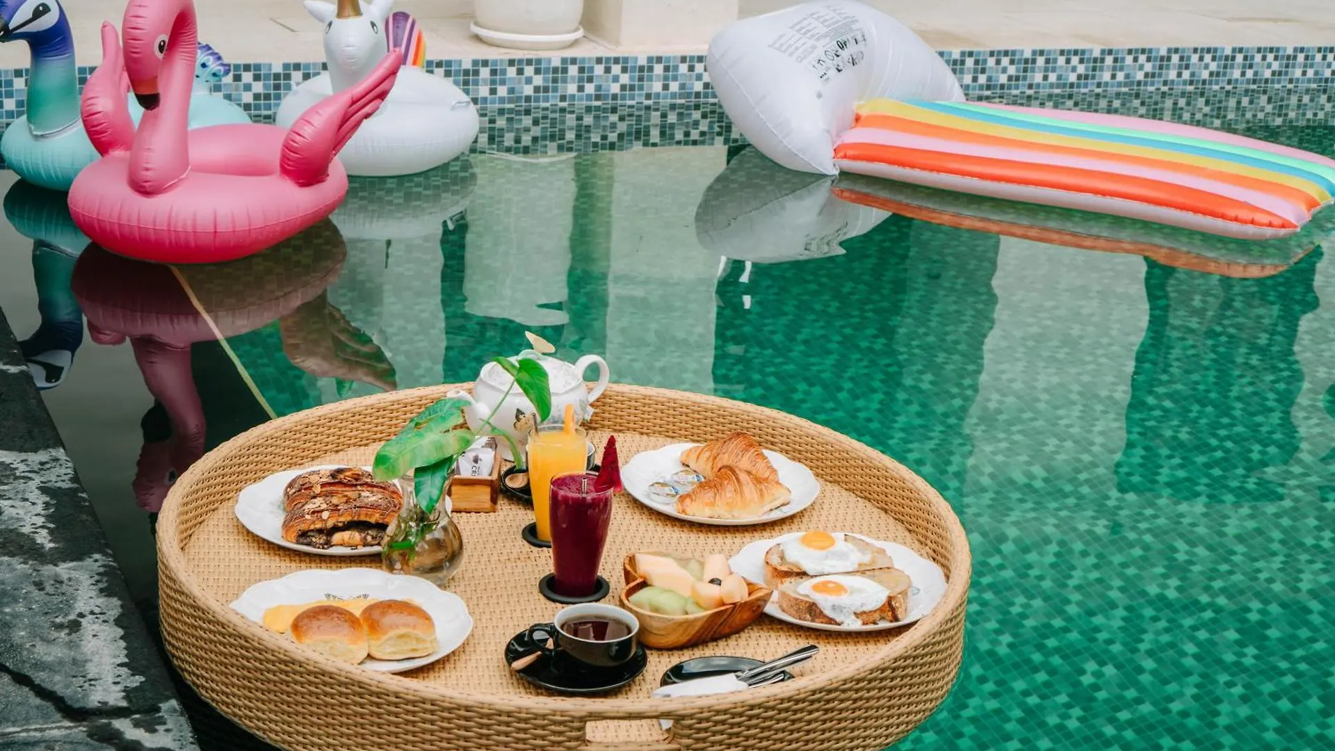 The Golden Serendipity Villa Seminyak Indonesia
