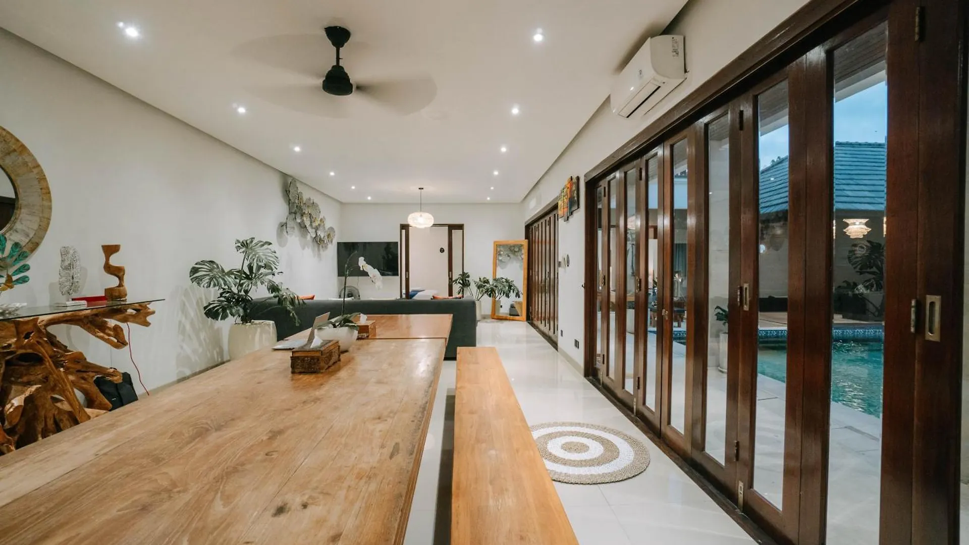 The Golden Serendipity Villa Seminyak  Seminyak (Bali)