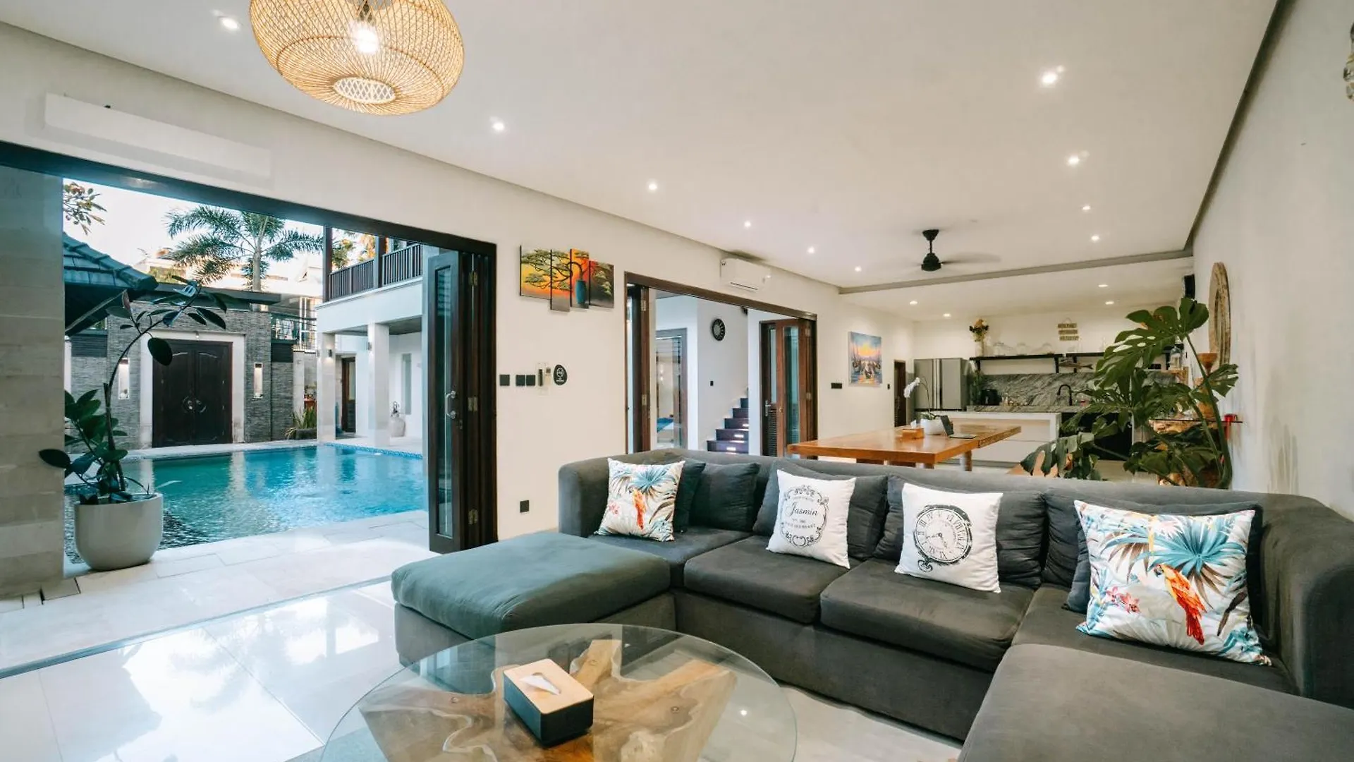 The Golden Serendipity Villa Seminyak
